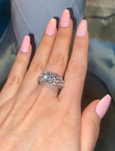 Vogue Crystal Acrylic Ring In Clear