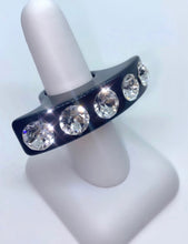 Lady Luxe Crystal Ring In black