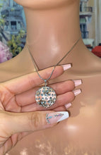 Lucite Ball Shaped 3D Necklace In Clear